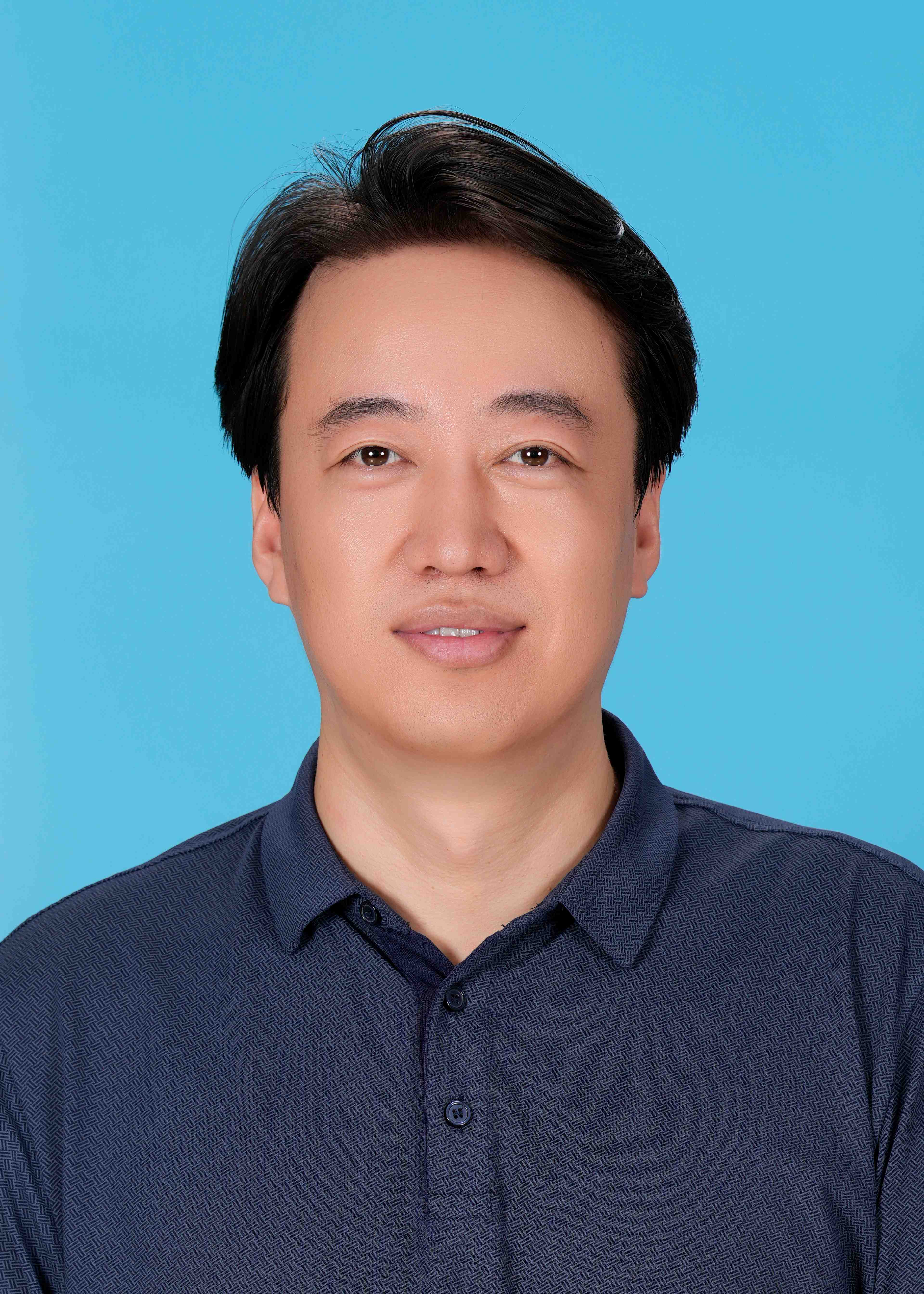 申堃.jpg